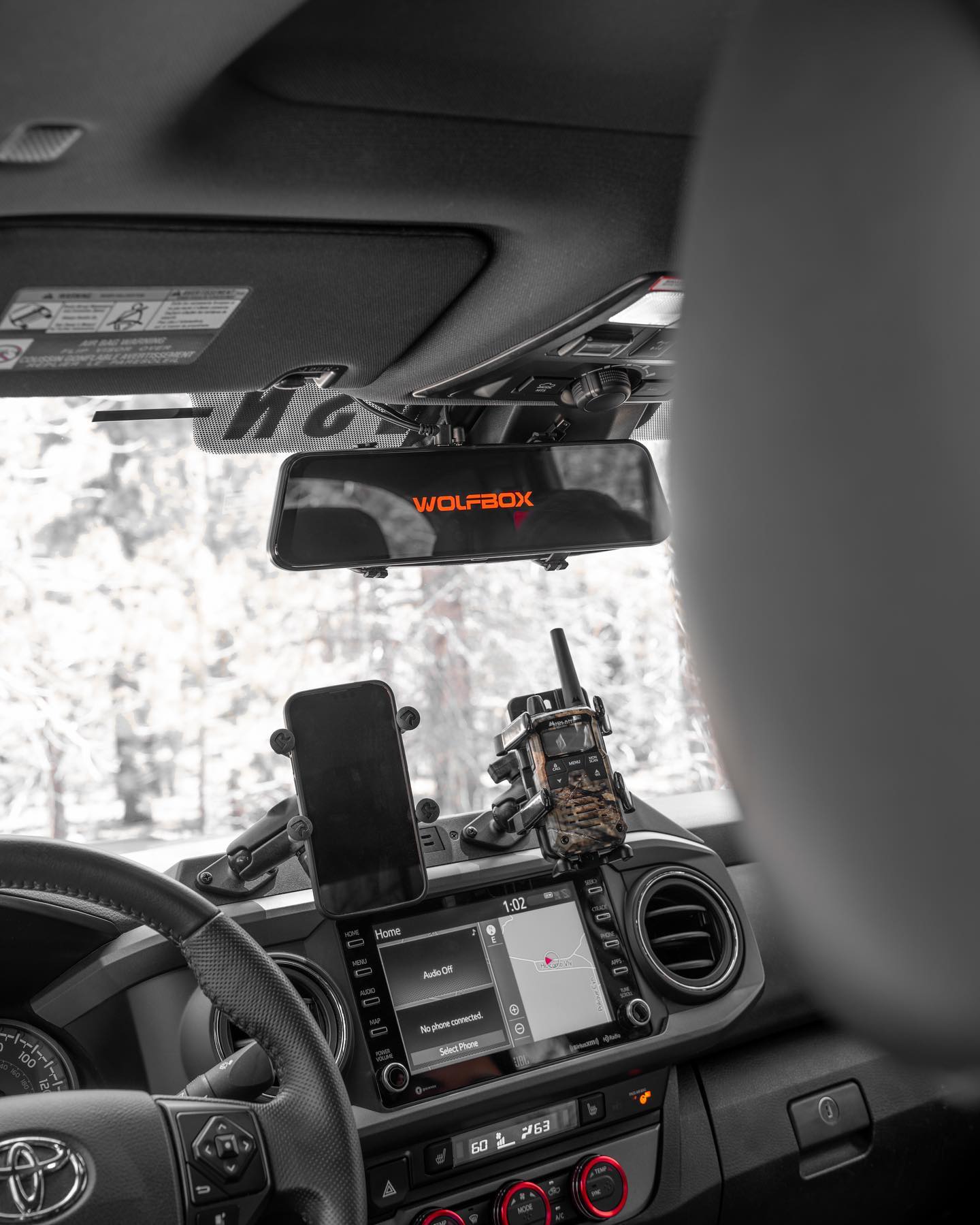 How does wireless dash cam work?