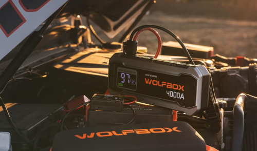 How a Battery Jump Pack Can Save You from Roadside Emergencies